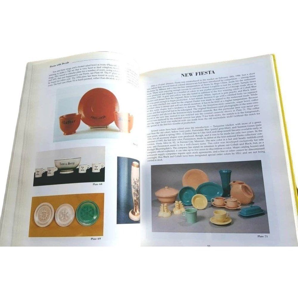 Fiesta Pottery Book Collector's Encyclopedia Fiesta Harlequin Riviera Kitchen Kr - Picture 4 of 6